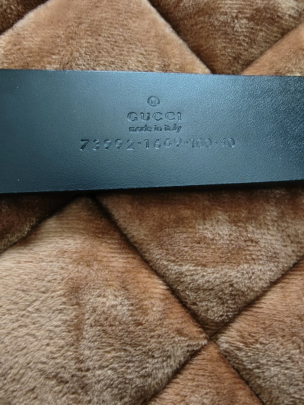 1998 Gucci The Era Of Tom Ford Black Leather Belt with Silver-Tone Buckle